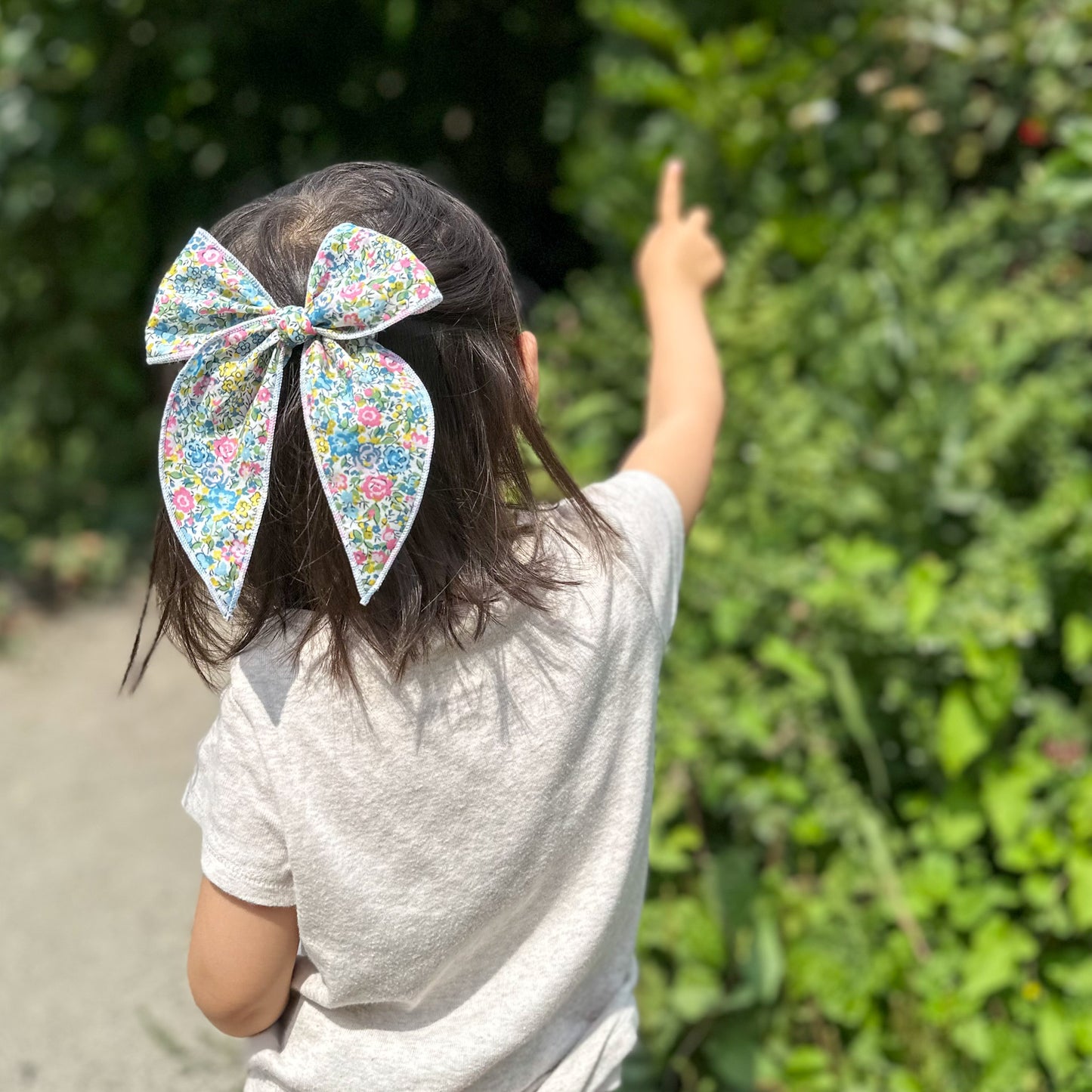Medium Fable Bow in Liberty Fabric - Mini Eggs